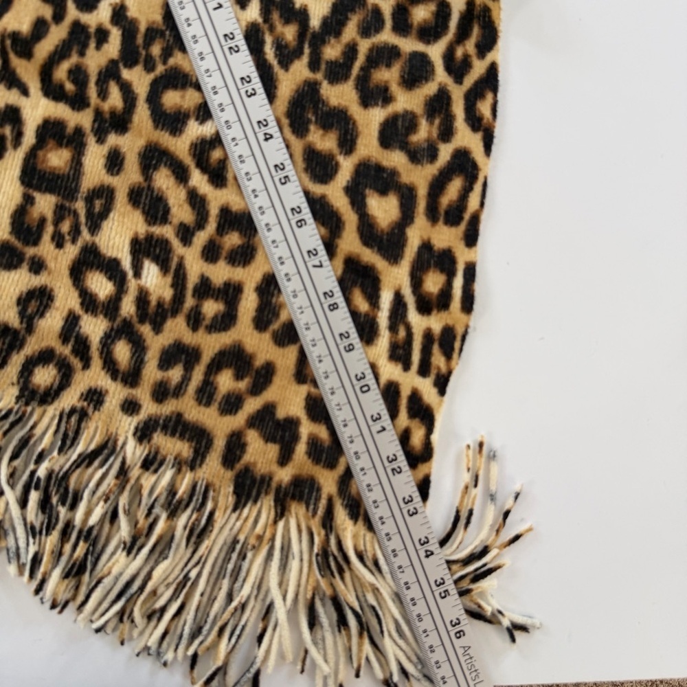 Chicos Poncho Sweater Leopard Animal Fringe New Brown Tan Womens One Size - Picture 4 of 9